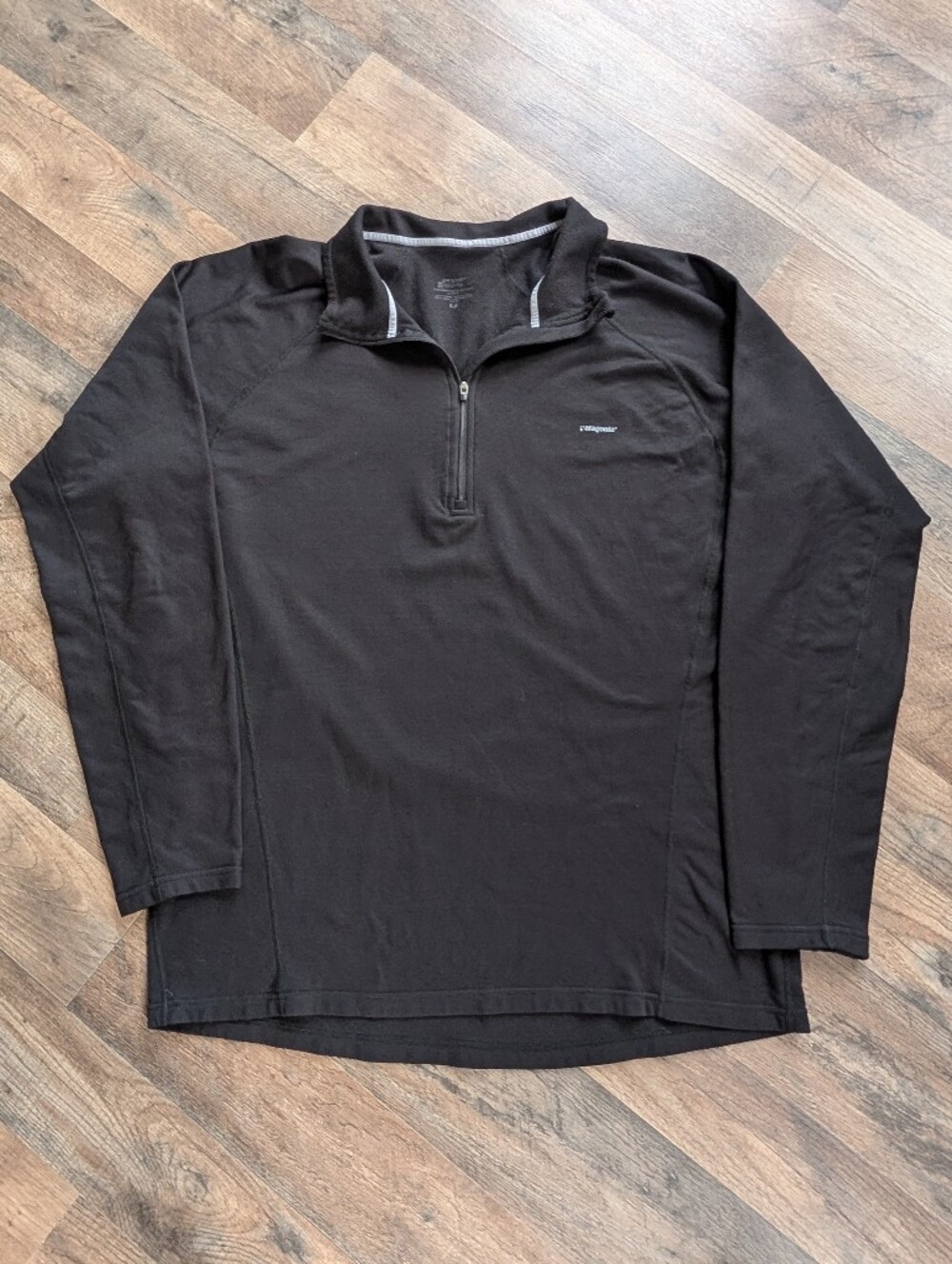 Patagonia Men’s XL Black Quarter Zip Performance Pullover Hiking Outdoor